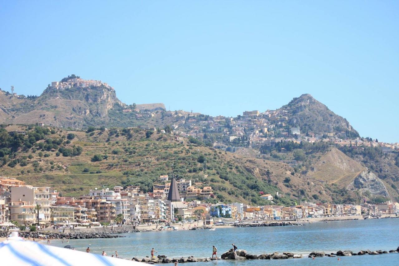 Apartament Casa Capri Giardini-Naxos Zewnętrze zdjęcie