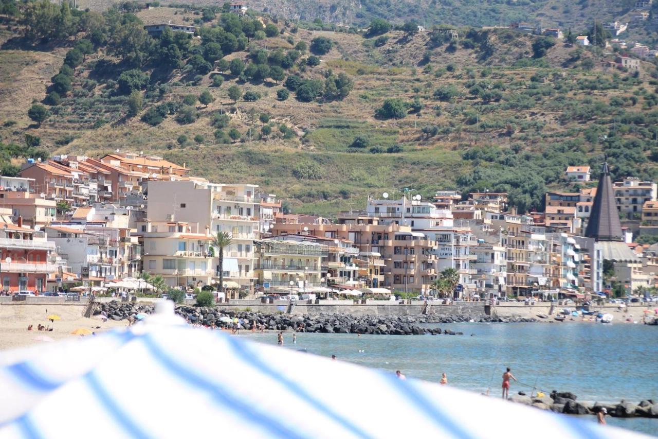 Apartament Casa Capri Giardini-Naxos Zewnętrze zdjęcie