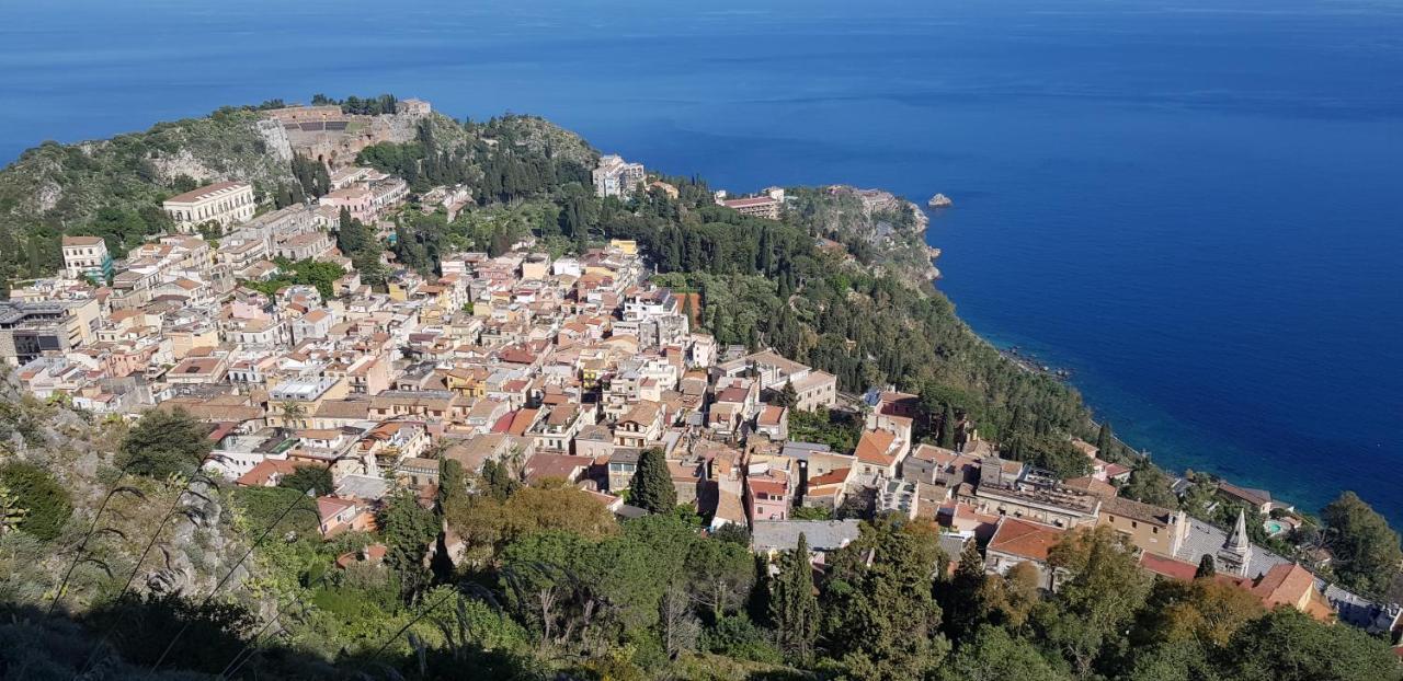 Apartament Casa Capri Giardini-Naxos Zewnętrze zdjęcie